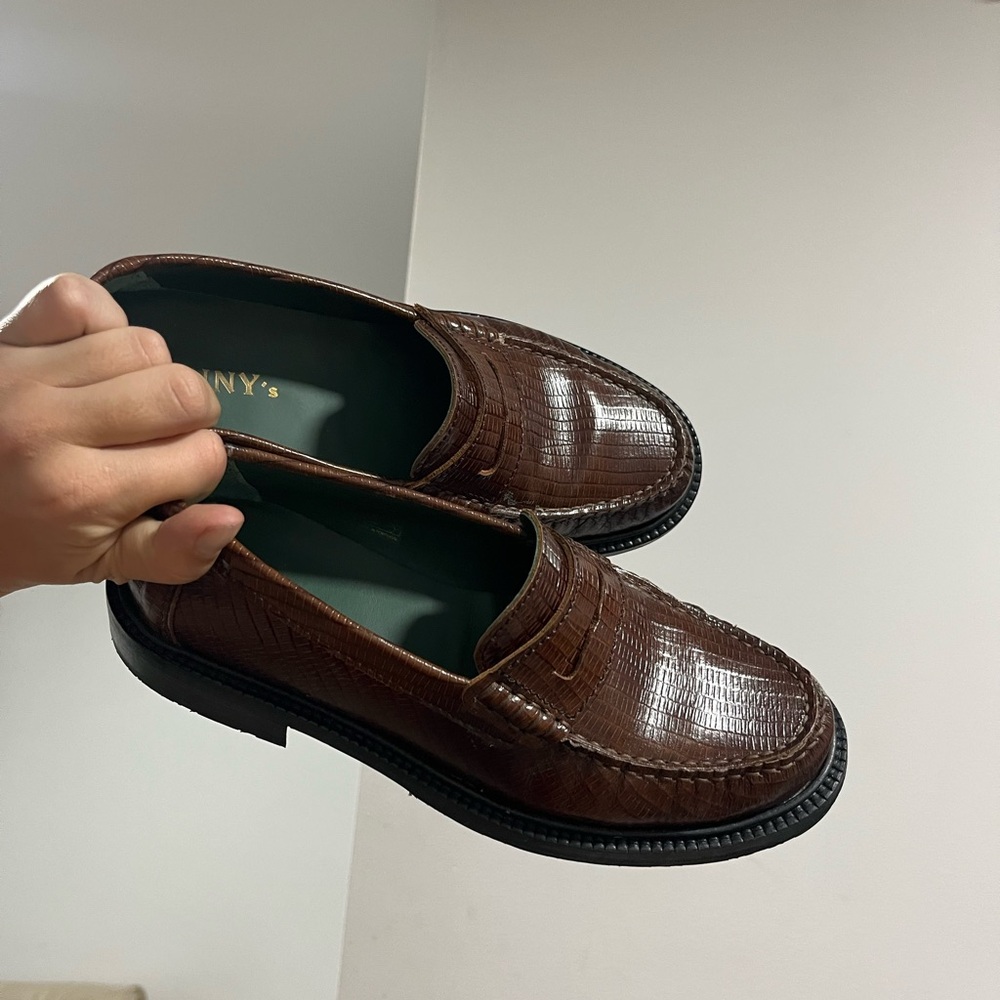 Vinny’s Women’s Brown Croc Leather Loafers Size 38